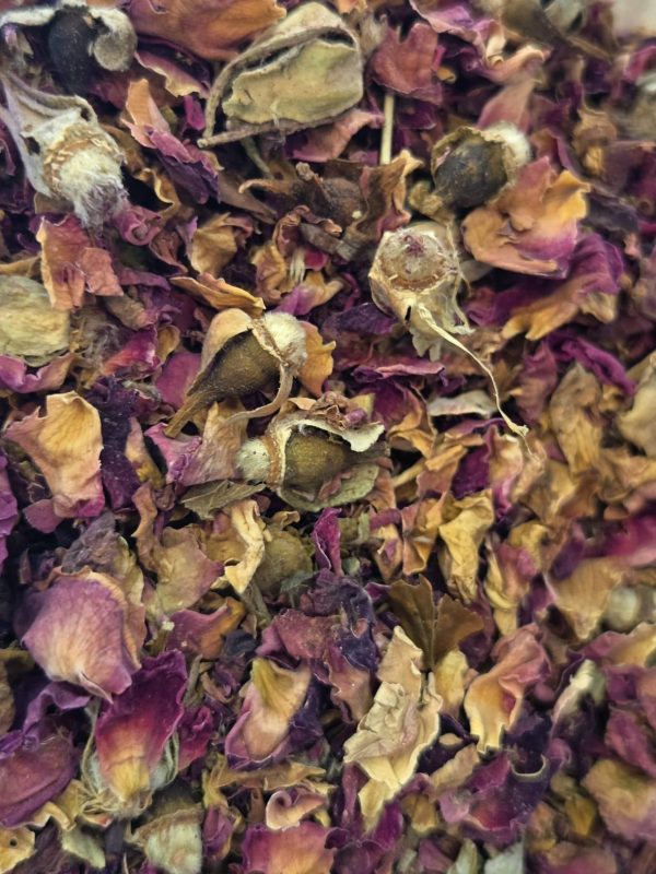 Rose Buds/Petals (Rosa Centifolia)